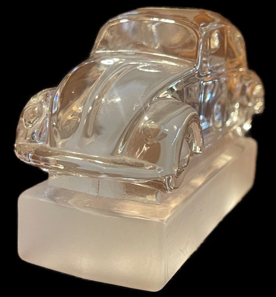 Volkswagen Beetle Paperweight 1950 FK Galena on base (4586)
